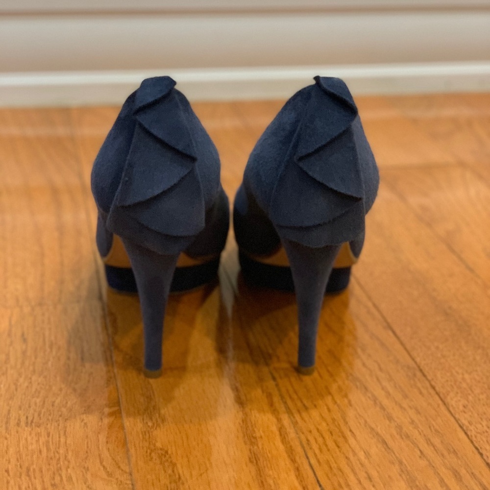 Alberto Gozzi Pumps - Picture 4 of 7